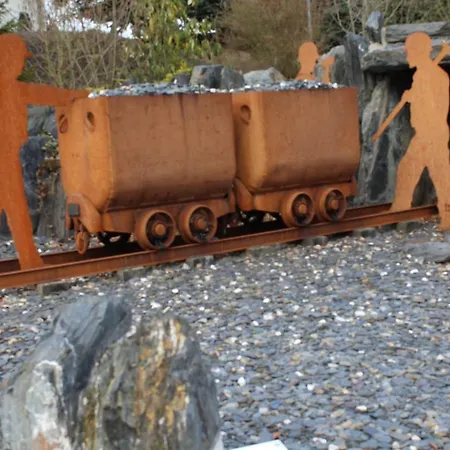 Holiday home Laydeckersch *